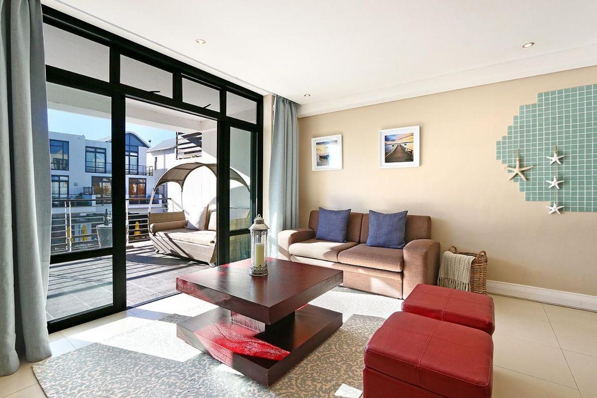 Апартаменти Eden On The Bay 118 By Hostagents Блуберґстранд Екстер'єр фото