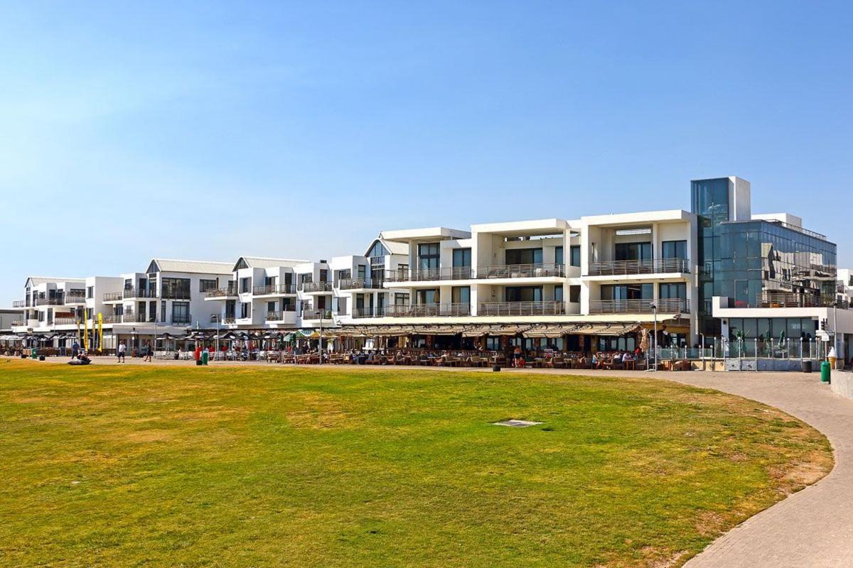 Апартаменти Eden On The Bay 118 By Hostagents Блуберґстранд Екстер'єр фото